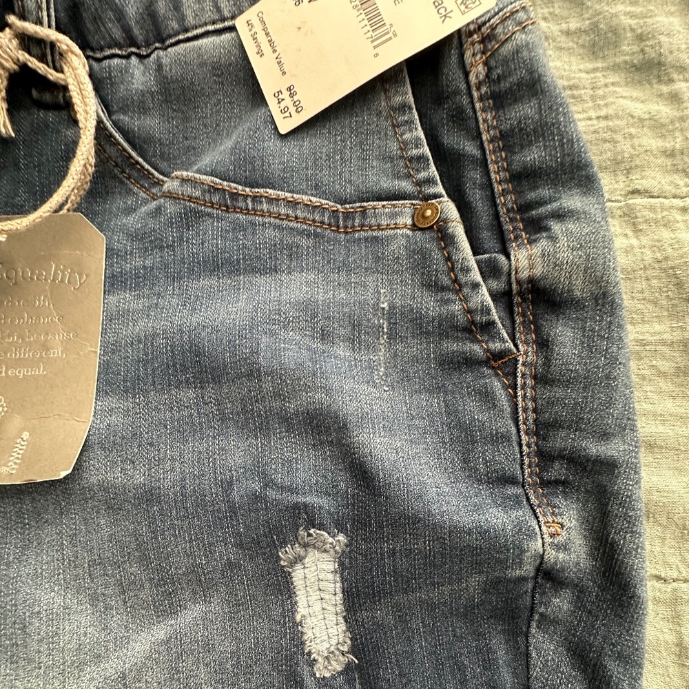 Democracy "Curve Equality" cropped denim jeans, Plus size 22W, NWT - Picture 6 of 8